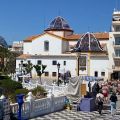 Loading...